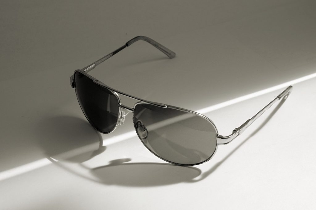 sunglasses, glasses, protection-1370256.jpg